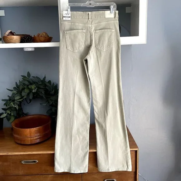 Zara High Rise Flare Fit Jeans Light Khaki - Picture 6 of 10